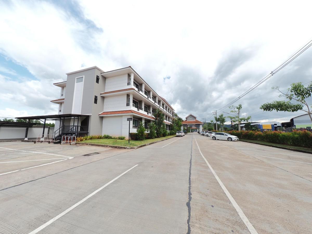 Nipa Garden Hotel Surat Thani Extérieur photo